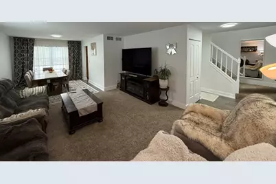 1577 Candlewood Drive, Crystal Lake, IL 60014 - Photo 6