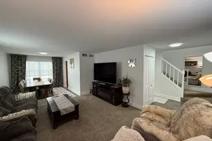 1577 Candlewood Dr, Crystal Lake, IL 60014 - Photo 6