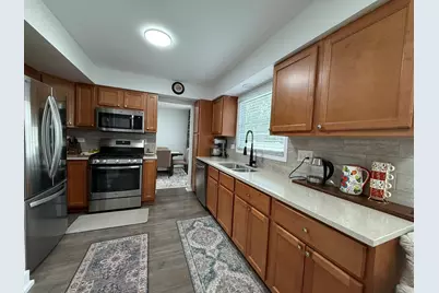 1577 Candlewood Drive, Crystal Lake, IL 60014 - Photo 8