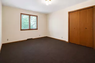 6615 W Gate Ct, Roscoe, IL 61073 - Photo 10