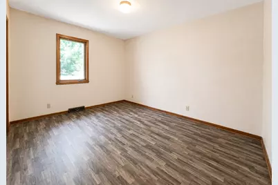 6615 W Gate Court, Roscoe, IL 61073 - Photo 12