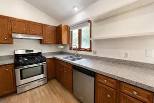 6615 W Gate Ct, Roscoe, IL 61073 - Photo 4