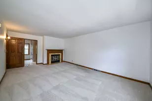 2230 Barger Ct, Wheaton, IL 60189 - Photo 20
