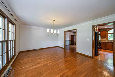 2230 Barger Court, Wheaton, IL 60189 - Photo 6
