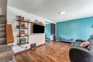 5215 W 63rd Pl, Chicago, IL 60638 - Photo 2