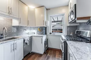 5215 W 63rd Pl, Chicago, IL 60638 - Photo 6