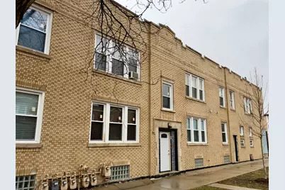 2456 W Lithuanian Plaza Court, Chicago, IL 60629 - Photo 2