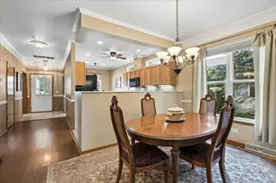 3209 Harness Ln, Grayslake, IL 60030 - Photo 4