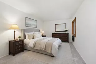 1806 Hemlock Pl, Schaumburg, IL 60173 - Photo 12