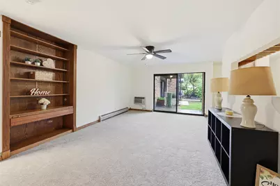 1806 Hemlock Place #102, Schaumburg, IL 60173 - Photo 4