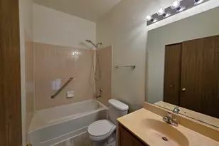 24 E Honeysuckle Dr, Round Lake Beach, IL 60073 - Photo 14