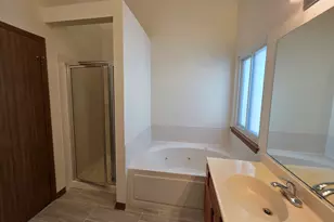 24 E Honeysuckle Dr, Round Lake Beach, IL 60073 - Photo 20