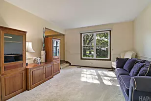 470 Highland Grove Dr, Buffalo Grove, IL 60089 - Photo 6