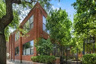 2222 N Racine Ave, Chicago, IL 60614 - Photo 2