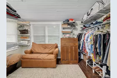 219 W Oak Avenue, Wheaton, IL 60187 - Photo 12