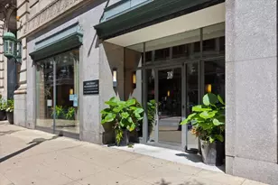208 W Washington St, Chicago, IL 60606 - Photo 2