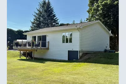2084 Rockwell Road, Lasalle, IL 61301 - Photo 2