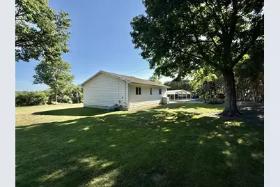 2084 Rockwell Road, Lasalle, IL 61301 - Photo 30