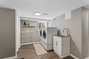 5633 W Cornelia Ave, Chicago, IL 60634 - Photo 32
