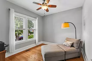 5633 W Cornelia Ave, Chicago, IL 60634 - Photo 16