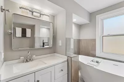 5633 W Cornelia Avenue, Chicago, IL 60634 - Photo 26