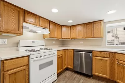 9817 Minnick Avenue, Oak Lawn, IL 60453 - Photo 20
