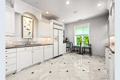 485 Oakwood Avenue #D-2, Lake Forest, IL 60045 - Photo 14