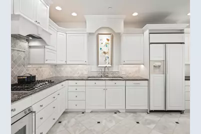 485 Oakwood Avenue #D-2, Lake Forest, IL 60045 - Photo 12
