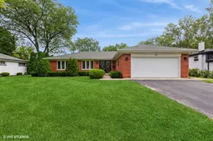29 Springlake Ave, Hinsdale, IL 60521 - Photo 1