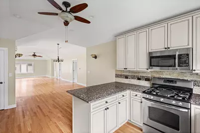 29 Springlake Avenue, Hinsdale, IL 60521 - Photo 6