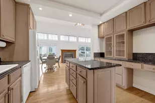 3063 Rosebrook Cir, Westchester, IL 60154 - Photo 10