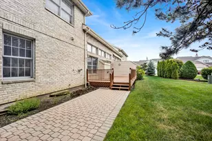 3063 Rosebrook Cir, Westchester, IL 60154 - Photo 40