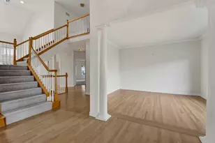 3063 Rosebrook Cir, Westchester, IL 60154 - Photo 8