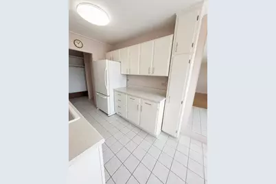 [Address not provided], Chicago, IL 60645 - Photo 4