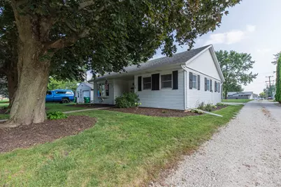 505 2nd Street, Mendota, IL 61342 - Photo 2