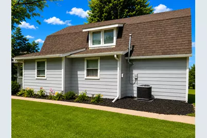 204 16th Avenue, Sterling, IL 61081 - Photo 4