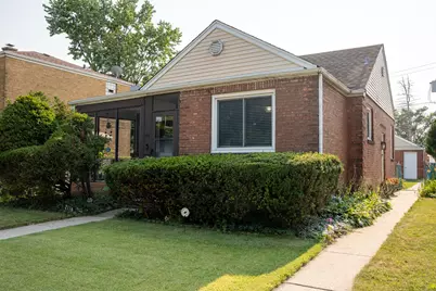 2116 S 20th Avenue, Broadview, IL 60155 - Photo 2