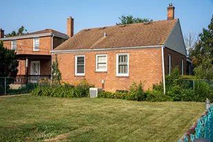 2116 S 20th Ave, Broadview, IL 60155 - Photo 6