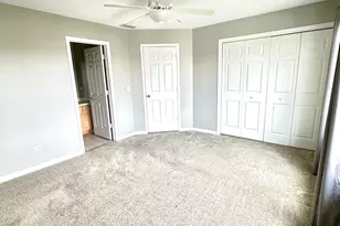 2394 Caton Crest Dr, Crest Hill, IL 60403 - Photo 12