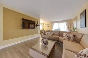 1500 Harbour Dr, Wheeling, IL 60090 - Photo 6