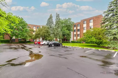 1500 Harbour Drive #4Q, Wheeling, IL 60090 - Photo 2