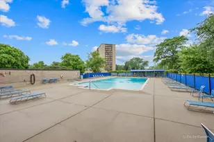 6933 N Kedzie Ave, Chicago, IL 60645 - Photo 20