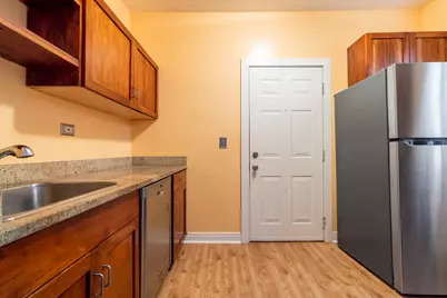 7025 N Sheridan Road #1N, Chicago, IL 60626 - Photo 8