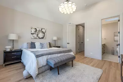 5747 N Maplewood Avenue, Chicago, IL 60659 - Photo 20