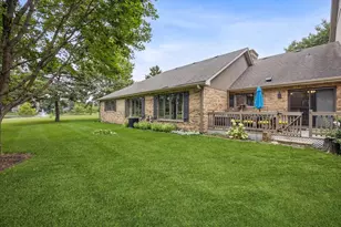 126 Castle Rock Ln, Bloomingdale, IL 60108 - Photo 26