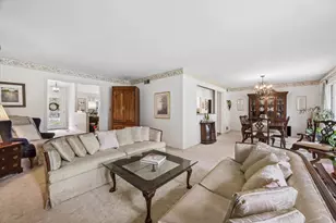 126 Castle Rock Ln, Bloomingdale, IL 60108 - Photo 18