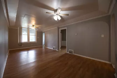 19 W 32nd Street, Steger, IL 60475 - Photo 4
