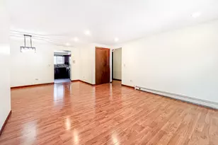 7214 W Wrightwood Ave, Elmwood Park, IL 60707 - Photo 4