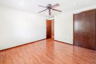 7214 W Wrightwood Ave, Elmwood Park, IL 60707 - Photo 10