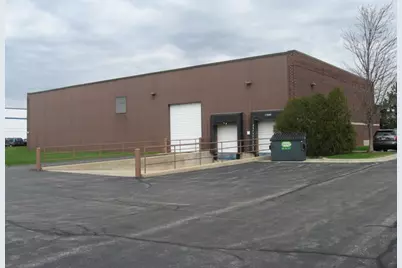 4901 Prime Parkway, McHenry, IL 60050 - Photo 2